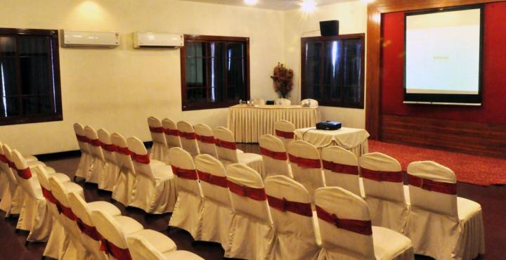 נאווי מומבאי Abbott Hotel מראה חיצוני תמונה