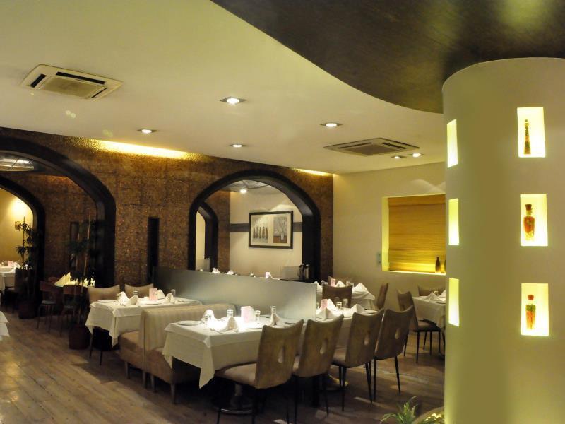 נאווי מומבאי Abbott Hotel מראה חיצוני תמונה